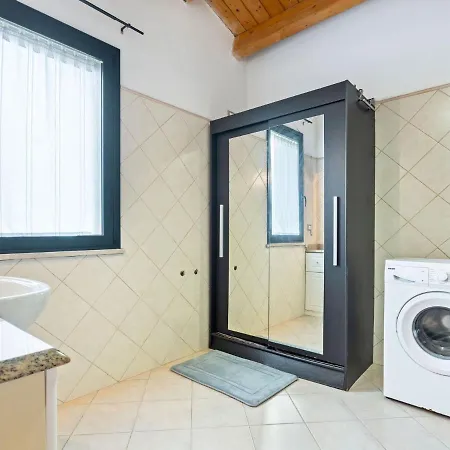 Belvilla By Oyo Manca Tatil Evi Santa Giusta